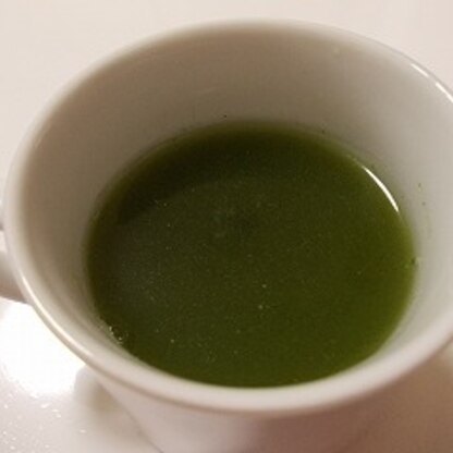 好きなのよねぇ～＾＾緑茶と青汁とハチミツで、飲みやすくなるのが不思議＾＾おいしく飲んでいるのよ（ニコニコ）ごちそう様でした＾＾